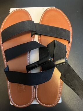 Black Elastic Strap Tan Footbed Sandals.  New never worn black sandals
